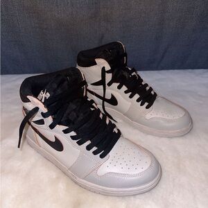 Air Jordan 1 Retro High SB ‘NYC to Paris’